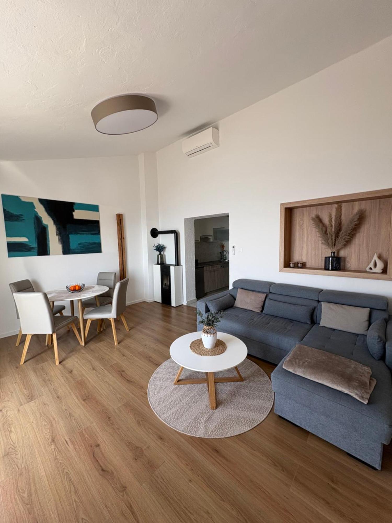 Apartment4You セニ エクステリア 写真